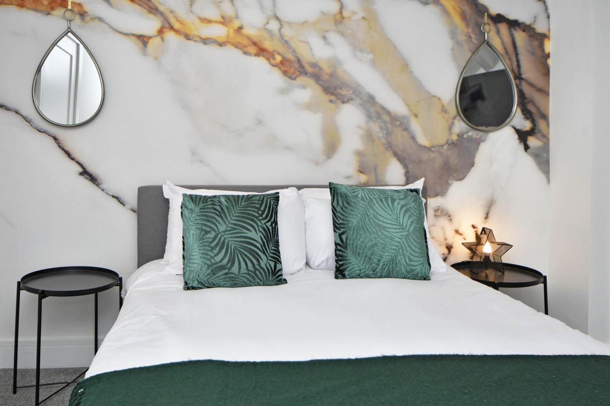 One Battison - Affordable Rooms, Suites & Studios In Stoke On Trent Exterior foto