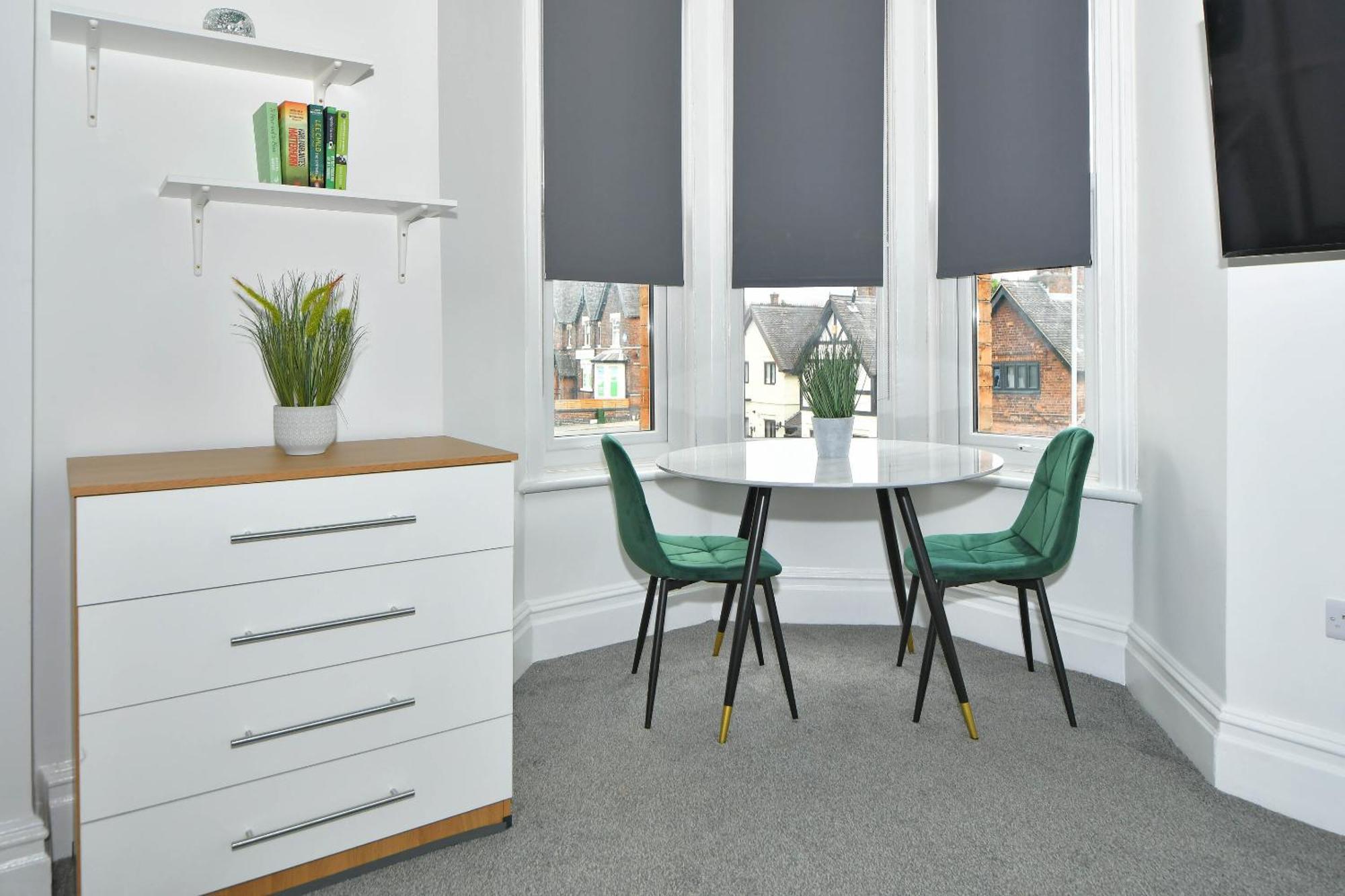 One Battison - Affordable Rooms, Suites & Studios In Stoke On Trent Exterior foto