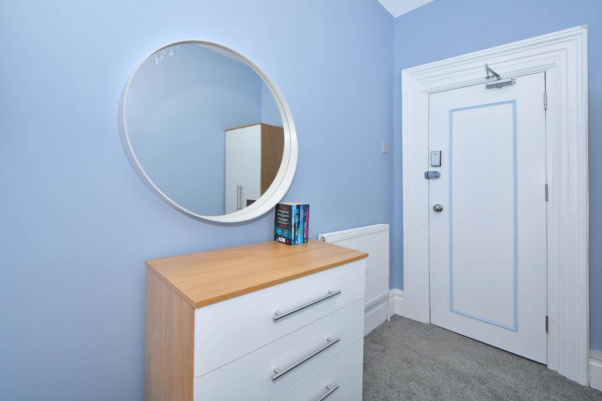 One Battison - Affordable Rooms, Suites & Studios In Stoke On Trent Habitación foto
