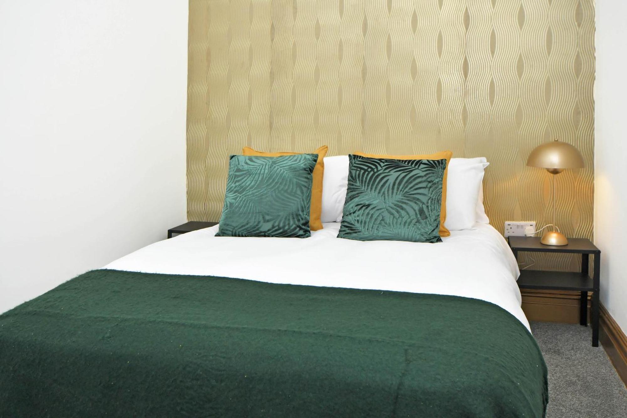 One Battison - Affordable Rooms, Suites & Studios In Stoke On Trent Exterior foto